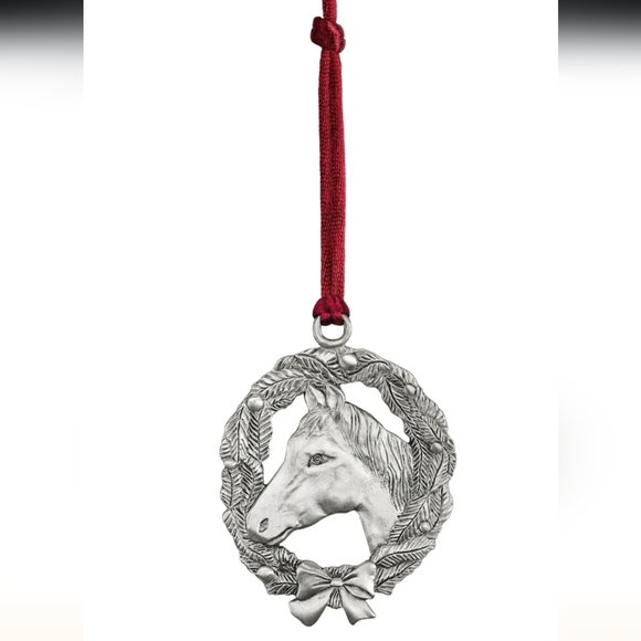 Seagull Pewter, Horse wreath ornament. Satin finish. Gift boxed. NIB - Picture 2 of 7